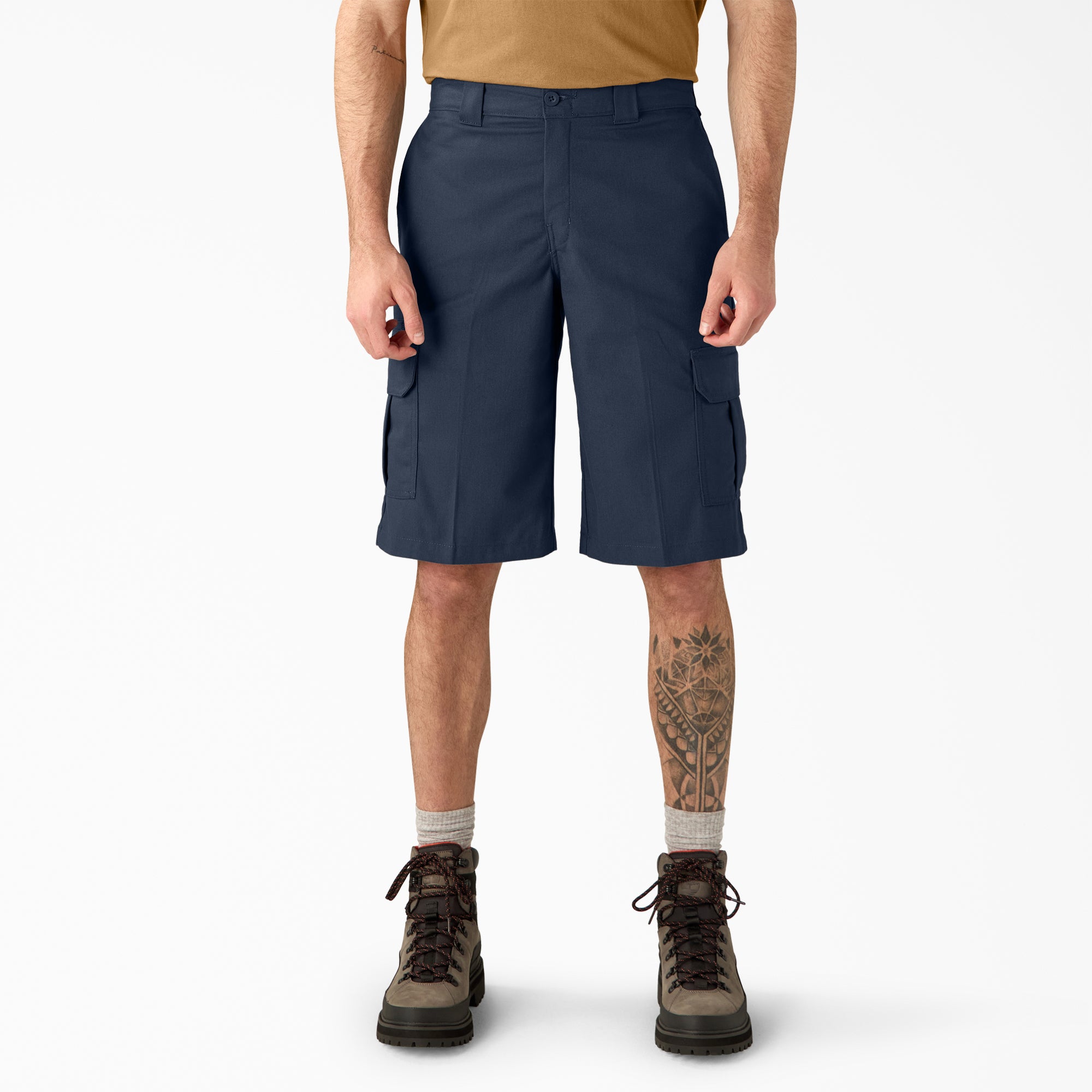 FLEX Relaxed Fit Cargo Shorts, 13" | Dickies online shop