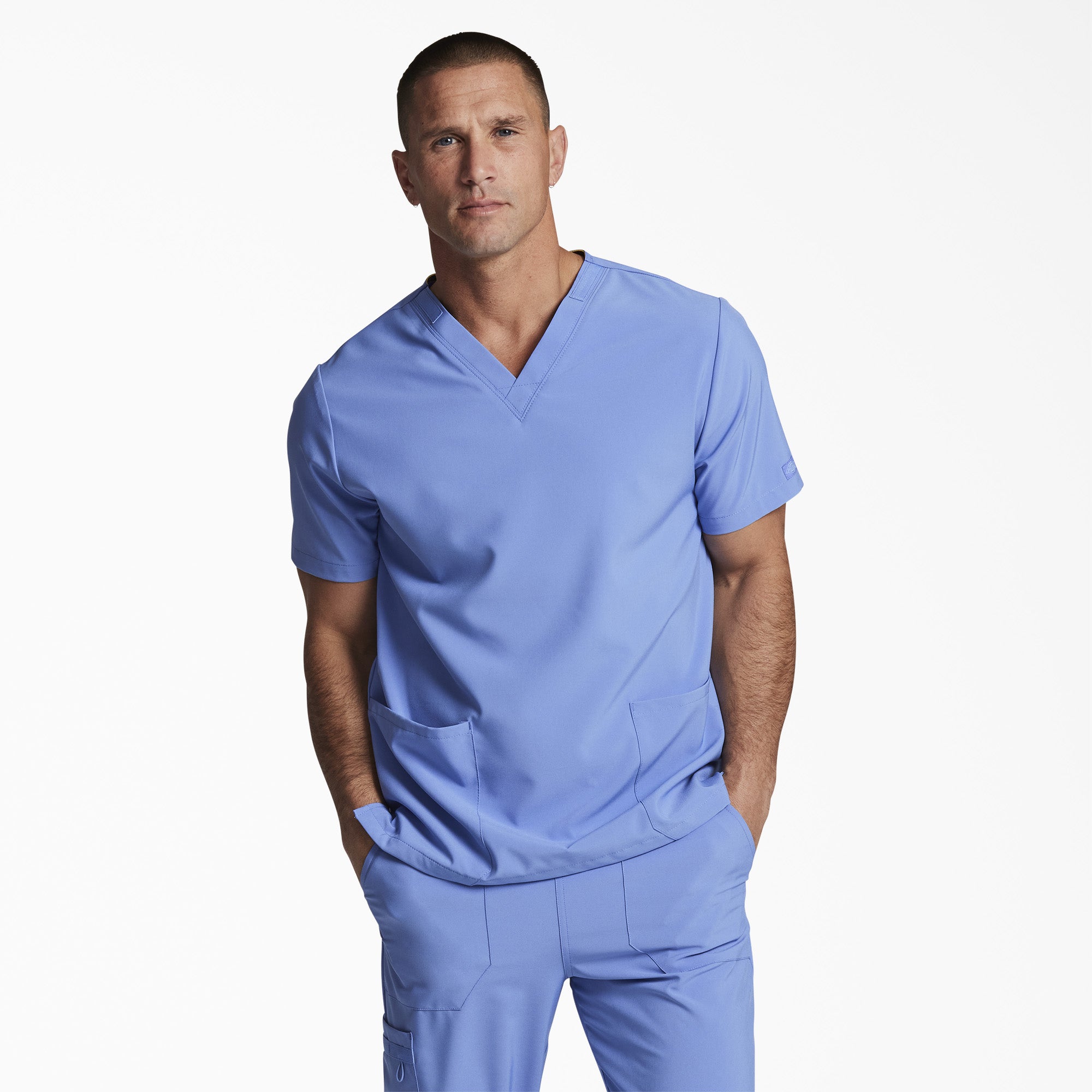 Unisex EDS Essentials V-Neck Scrub Top | Dickies online shop